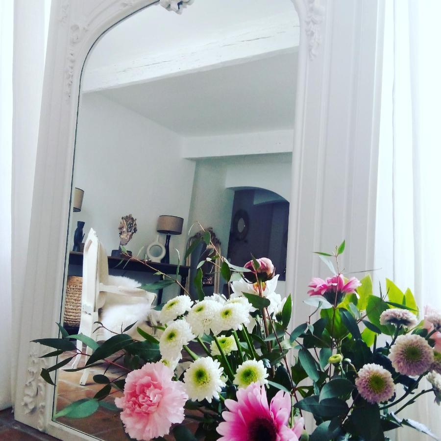 La Maison Perchee エーグ・モルト エクステリア 写真