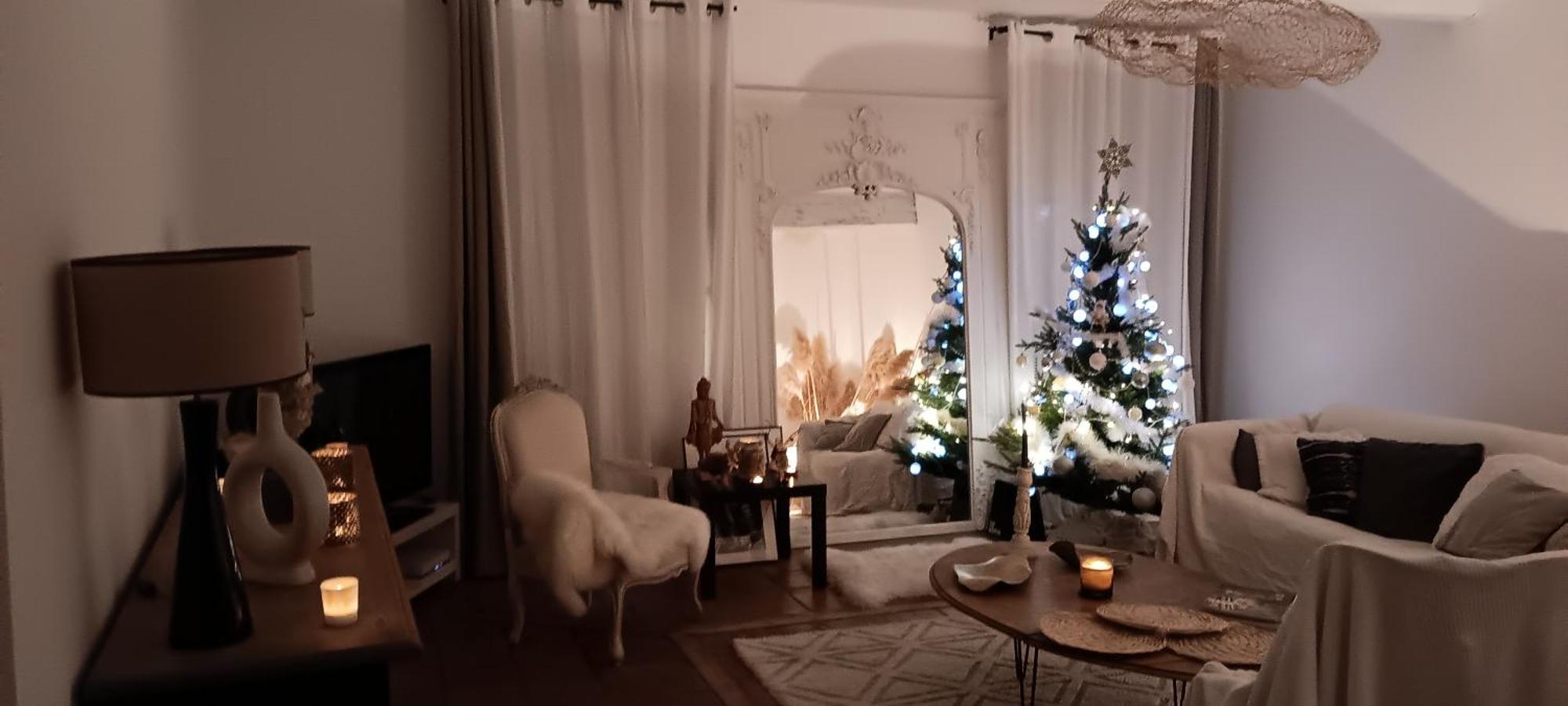 La Maison Perchee エーグ・モルト エクステリア 写真